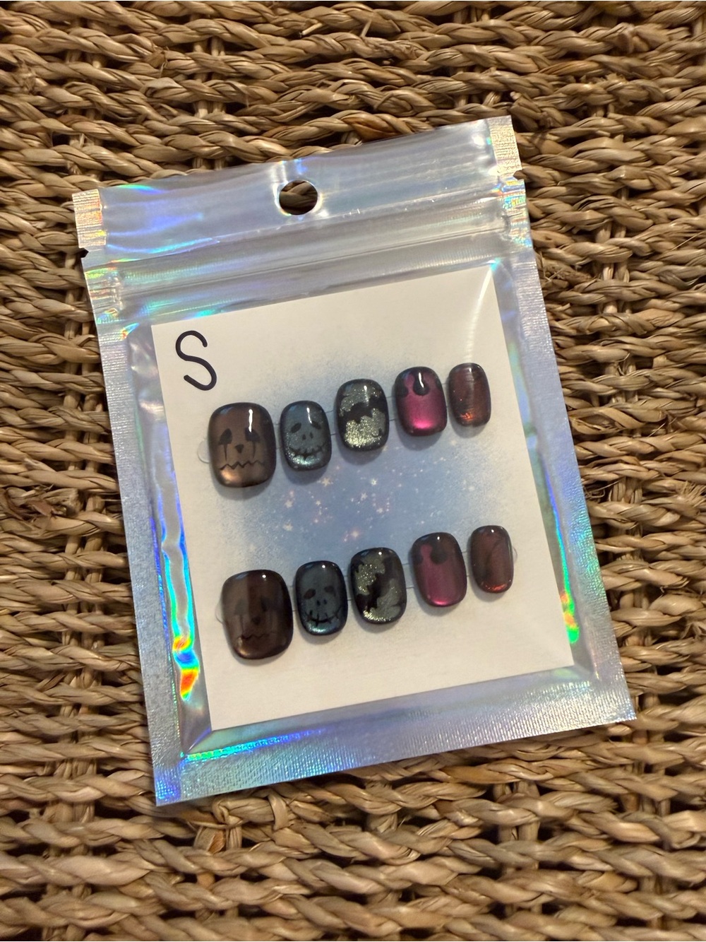 Halloween Jack-o'-Lantern Press-On Nails in Black and Purple